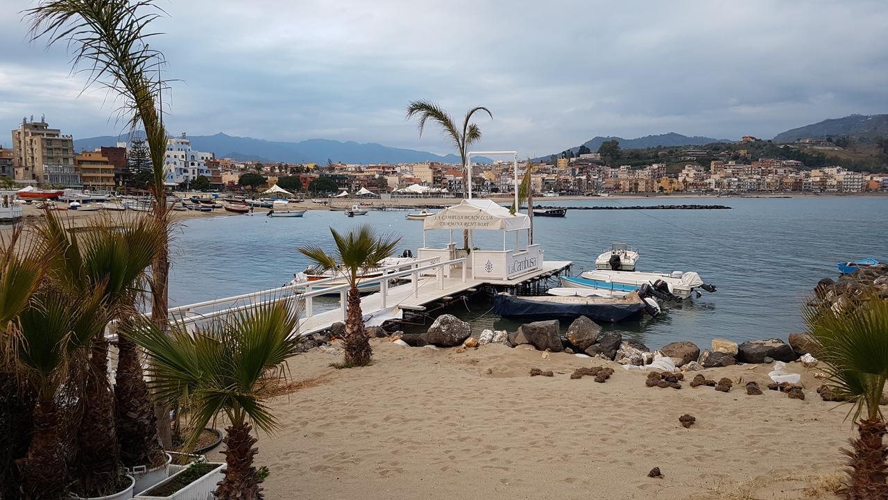 Ines Bed And Breakfast Giardini Naxos Exterior foto