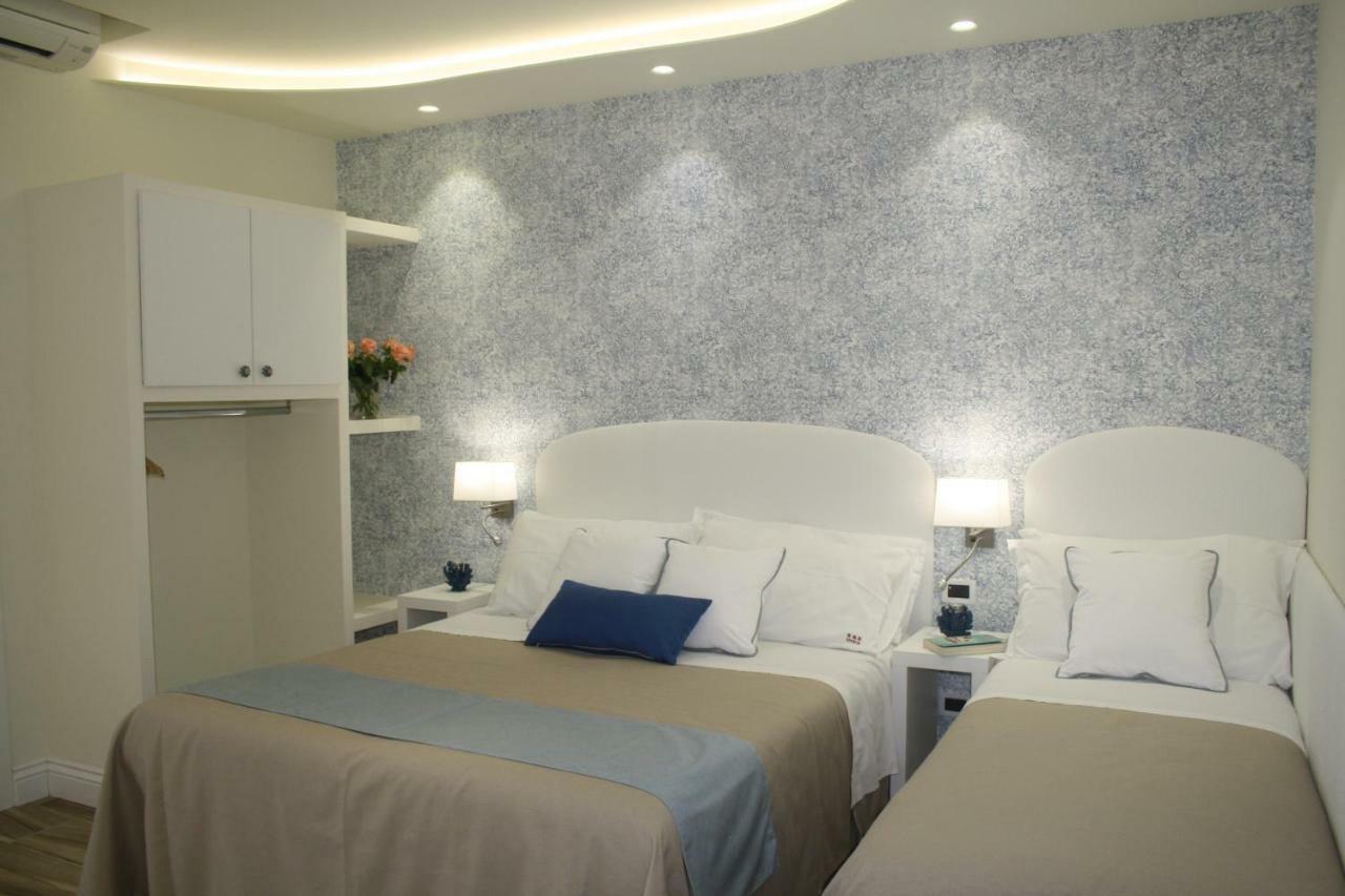 Ines Bed And Breakfast Giardini Naxos Exterior foto